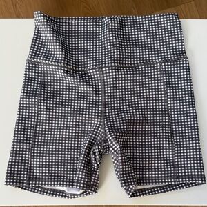 Vuori Studio Pocket Shorts